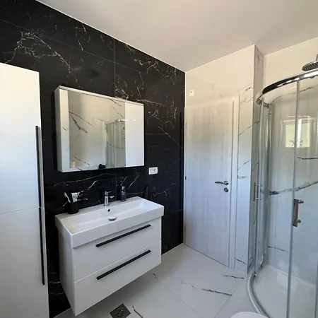 Bijeli San アパート Kaštela