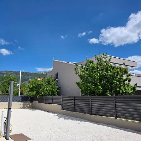 Apartamento Bijeli San