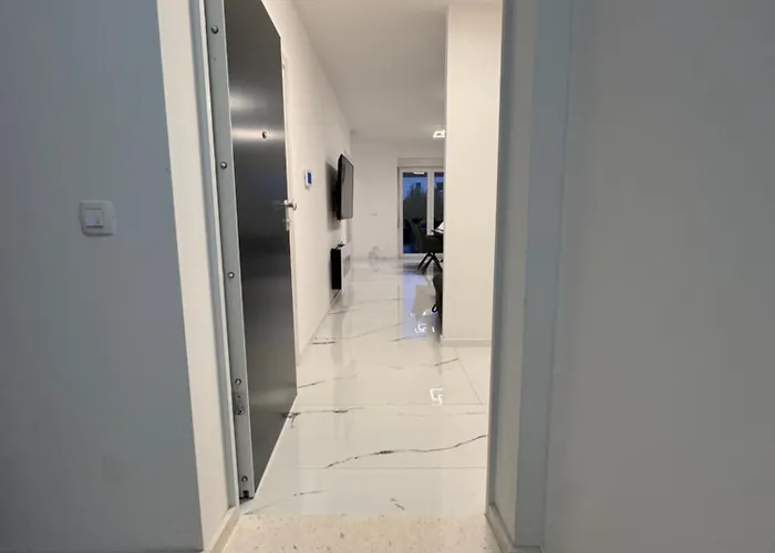 Apartment Bijeli San
